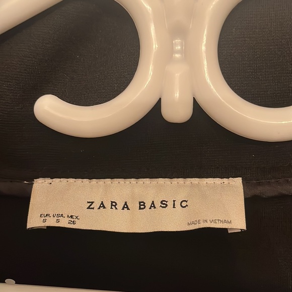 Zara Black Peplum Jacket Size S - Picture 2 of 2